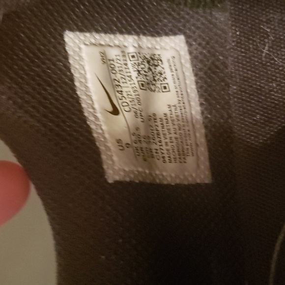 Nike Air Max Excee womens 9 - Picture 8 of 11